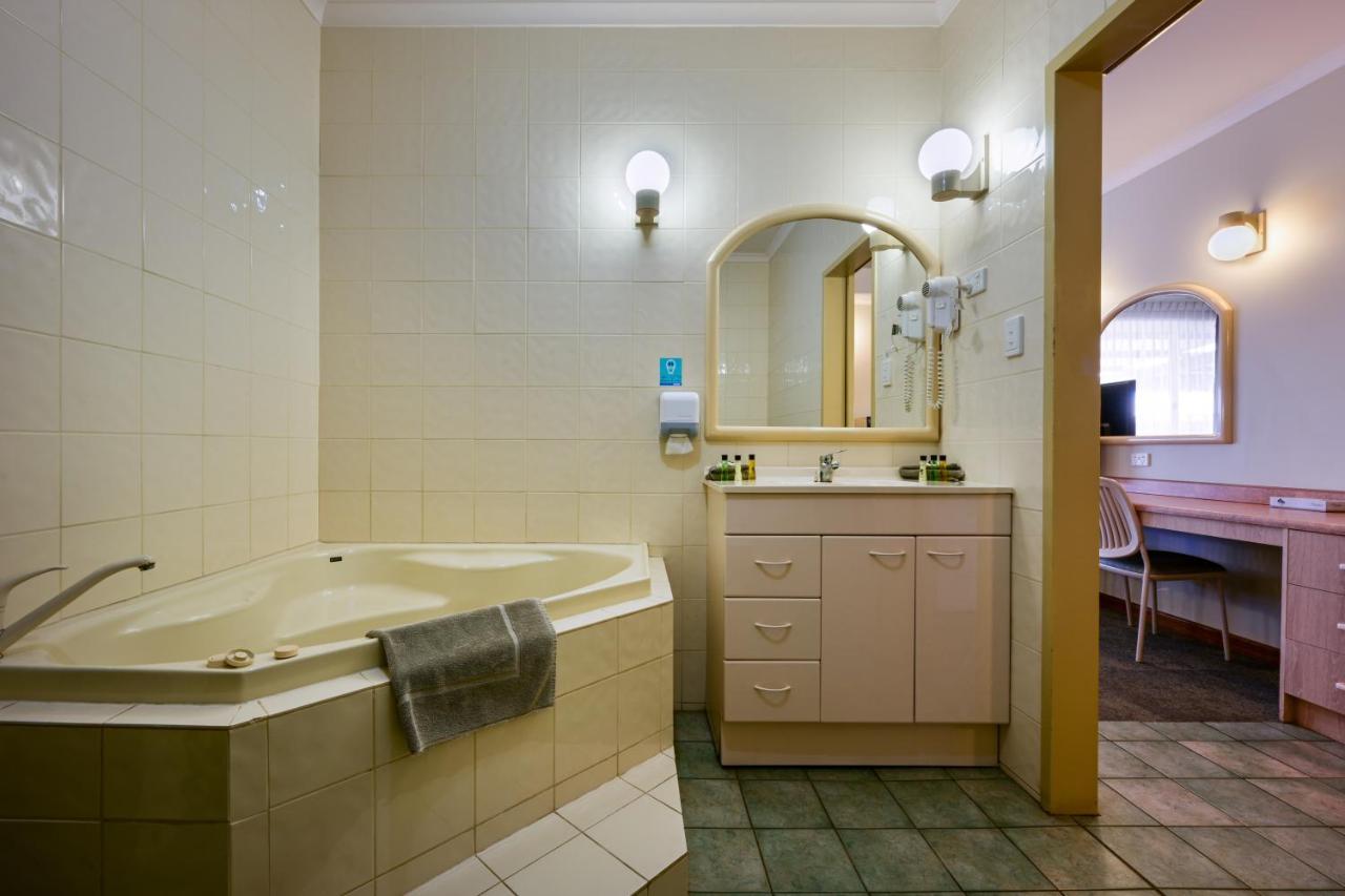 וויאלה Westland Hotel Motel מראה חיצוני תמונה