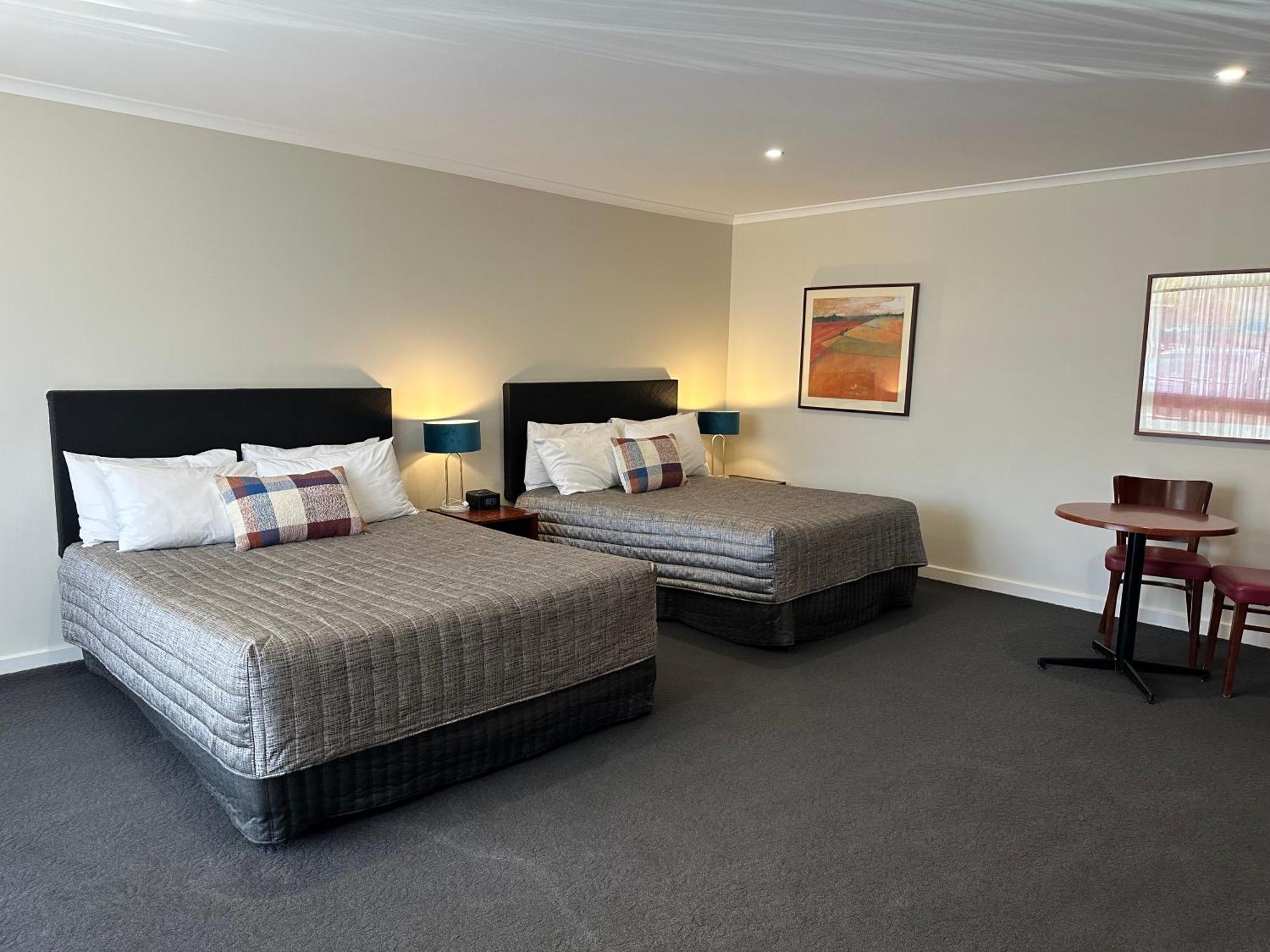 וויאלה Westland Hotel Motel מראה חיצוני תמונה